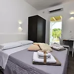 Borgo Fiorito Relais Couette-café Parabita