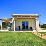 Borgo Fiorito Relais Bed & Breakfast 4*