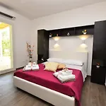 Borgo Fiorito Relais Bed & Breakfast Parabita