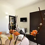Borgo Fiorito Relais 4* Parabita