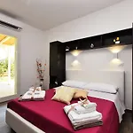 Bed & Breakfast Borgo Fiorito Relais