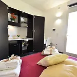 Borgo Fiorito Relais Bed & Breakfast Parabita
