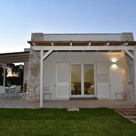 Borgo Fiorito Relais Bed & Breakfast 4*
